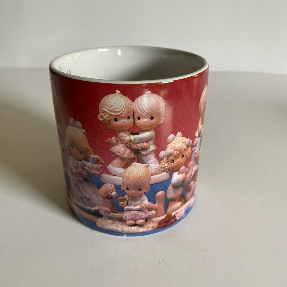 Vintage Precious moments coffee mug/cup